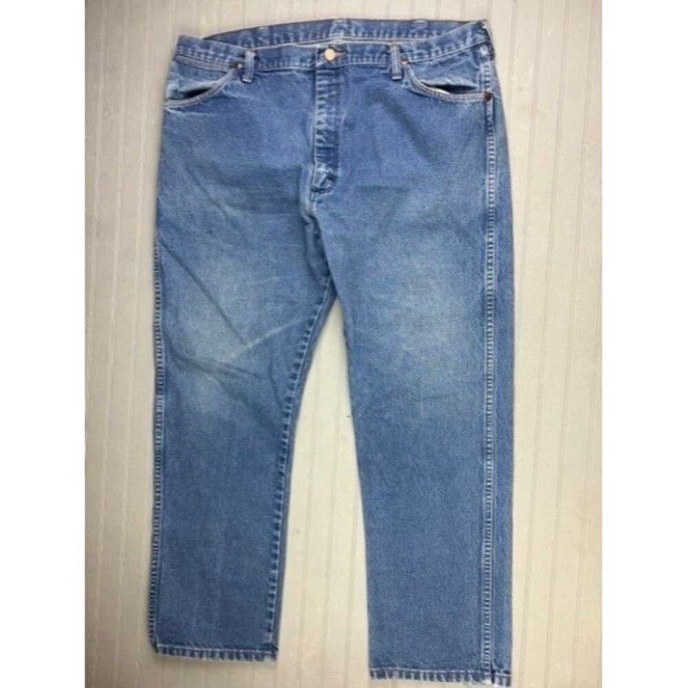Wranglers Size 40x30 Mens Jeans (Actual Inseam 28.5) Straight Med Wash Cotton
